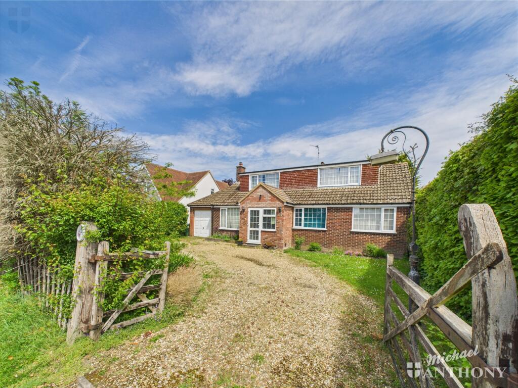 Main image of property: College Road South, Aston Clinton, Aylesbury, Buckinghamshire
