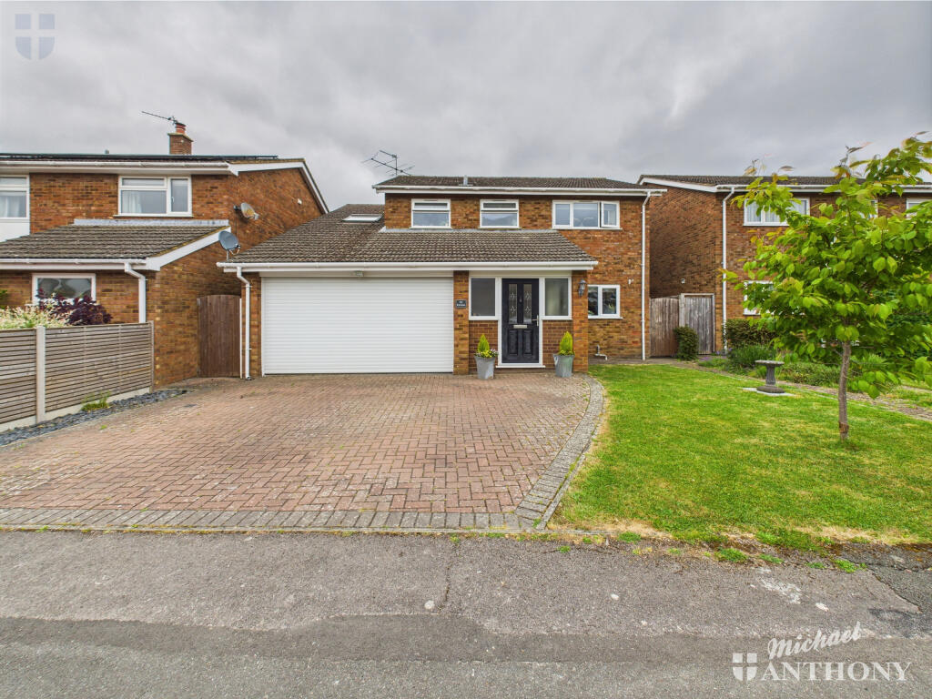 Main image of property: Long Plough, Aston Clinton