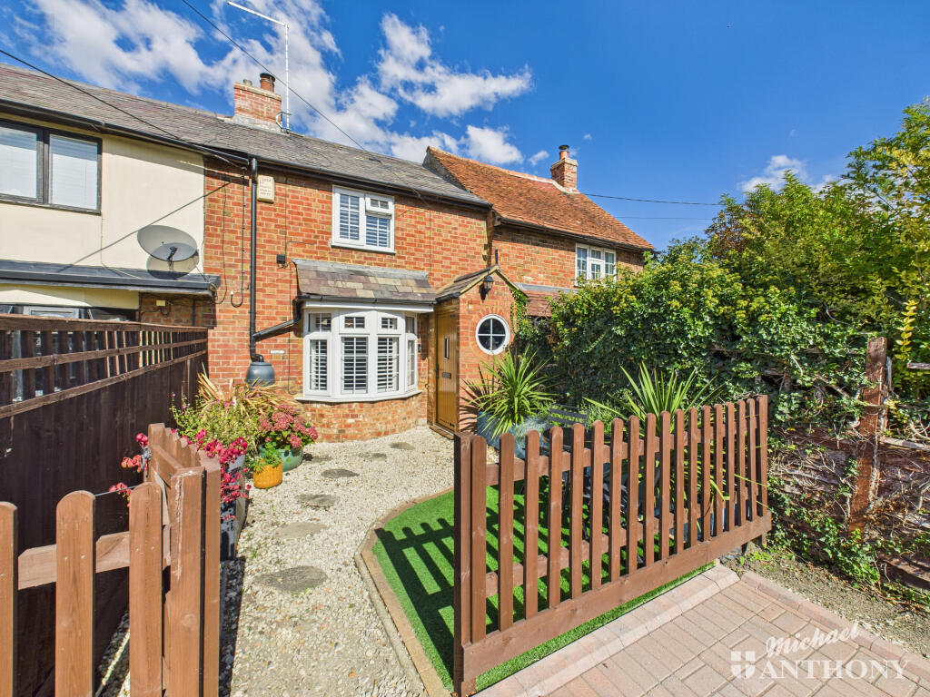 Main image of property: Aylesbury Road, Bierton