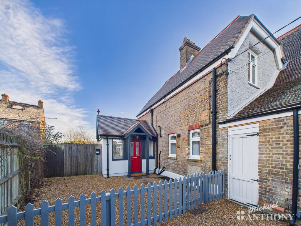 Main image of property: Schoolmasters Cottage, Gamnel Terrace, Tring, Hertfordshire