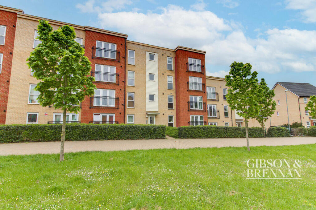 2 bedroom apartment for sale in Broadhurst Place, Basildon, SS14