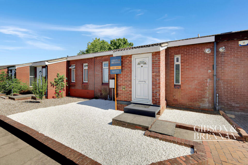 Main image of property: Fleetway, Basildon, SS16