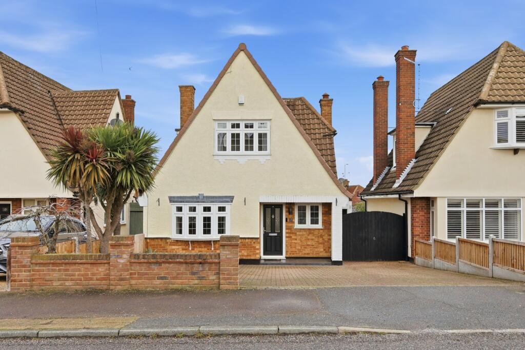 Main image of property: Woodbrooke Way, Corringham, Stanford-le-hope, Essex, SS17 9DR