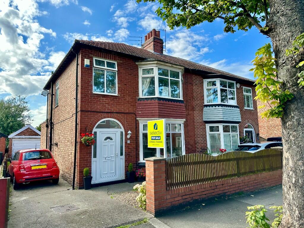 3 bedroom semidetached house for sale in Greenlands Road, Redcar