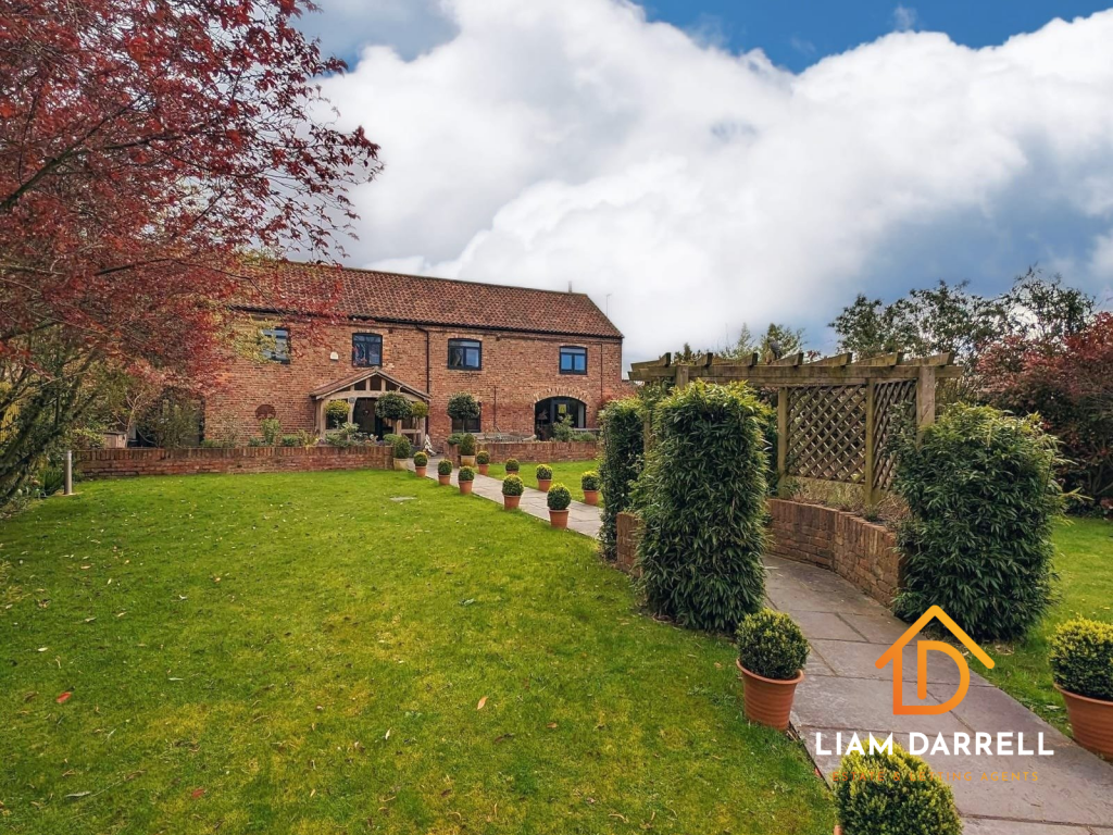 5 bedroom barn conversion for sale in Butt Lane, Wold Newton, Driffield