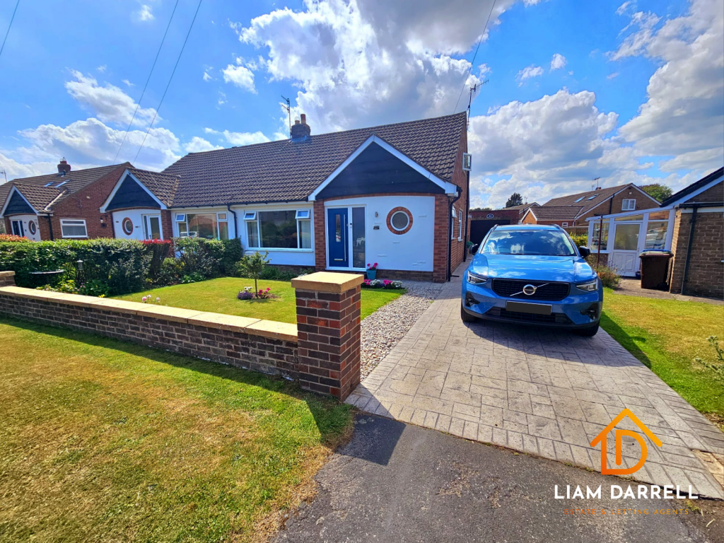 Main image of property: Garth End Road, West Ayton, Scarborough, North Yorkshire