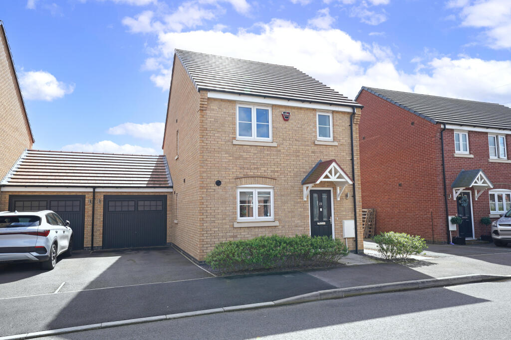 3 bedroom detached house for sale in Moncrief Drive, Asfordby, Melton