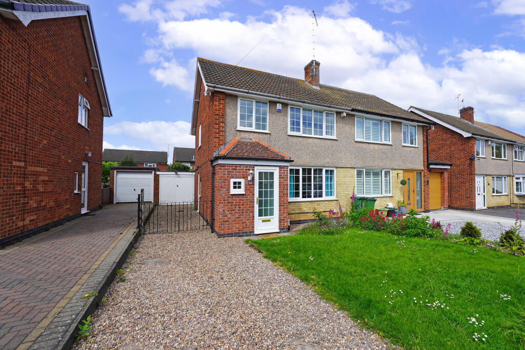 3 bedroom semidetached house for sale in Laurel Road, Blaby, Leicester