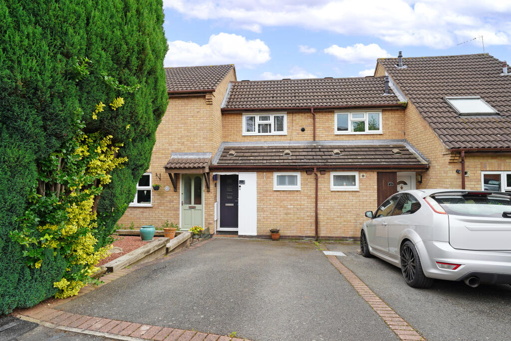 1 bedroom terraced house for sale in Bluebell Close, Kirby Muxloe
