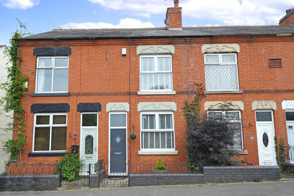 2 bedroom terraced house for sale in Stamford Street, Ratby, Leicester