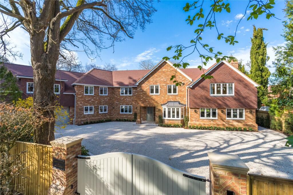 Main image of property: Hedgerley Lane, Gerrards Cross, Buckinghamshire, SL9