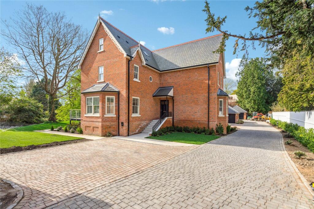Main image of property: The Old Nursery, Hedsor Road, Bourne End, Buckinghamshire, SL8