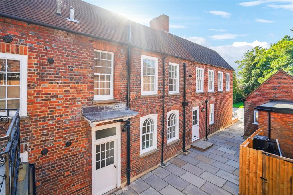 Main image of property: London End, Beaconsfield, Buckinghamshire, HP9