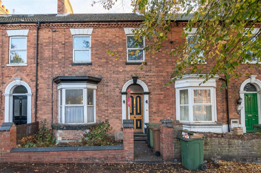 5 bedroom town house for sale in Midland Road, Wellingborough, NN8 1NB, NN8