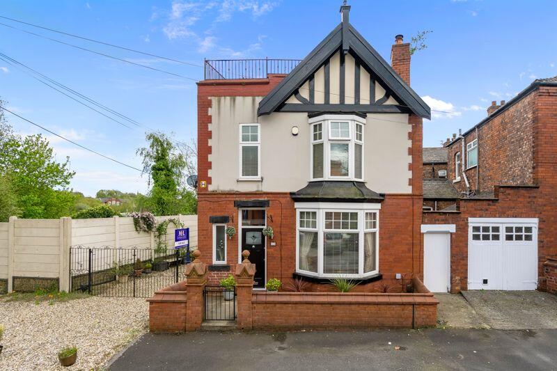 3 bedroom detached house for sale in Douglas Road, Swinley, Wigan, WN1