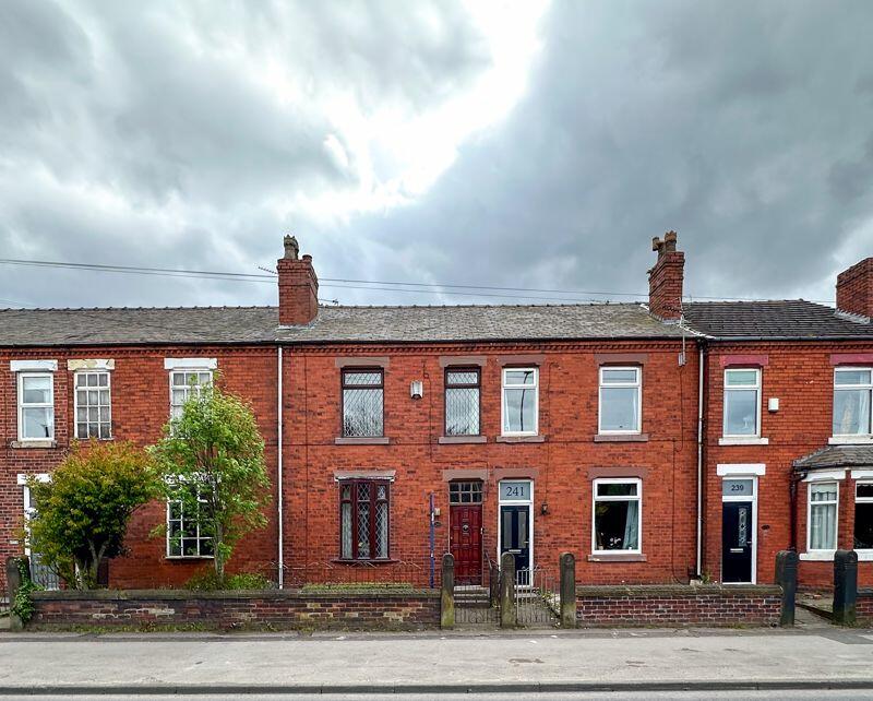 3 bedroom terraced house for sale in Whelley, Whelley, Wigan, WN2 1DA, WN2