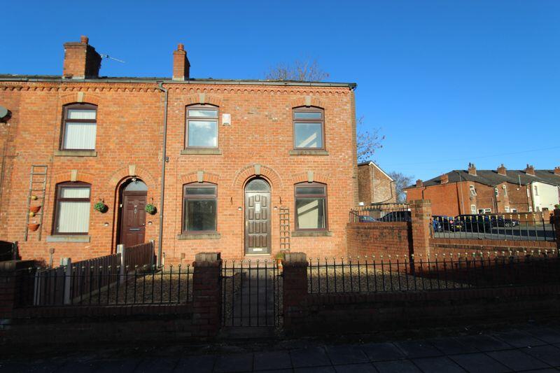 2 bedroom terraced house for sale in Spring Grove, Wigan, WN1 3AZ, WN1
