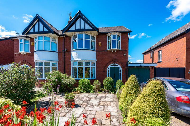 3 bedroom semidetached house for sale in Whitley Crescent, Wigan, WN1
