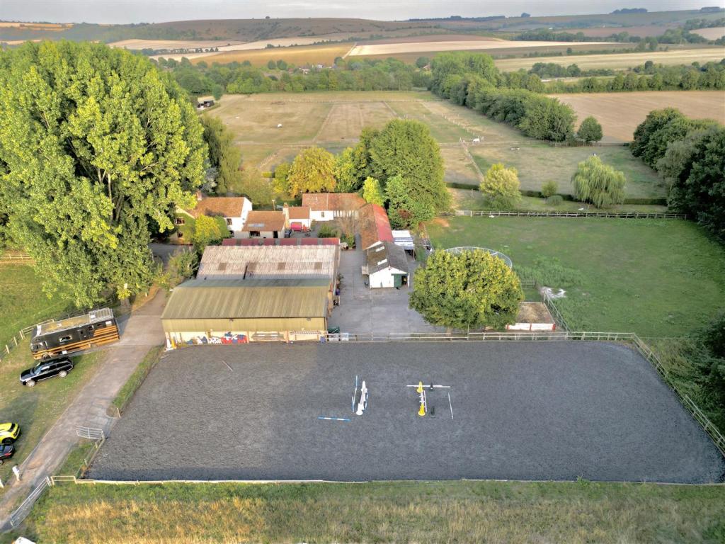 Additional property image - 8 Hisomley, Dilton Marsh, Westbury
