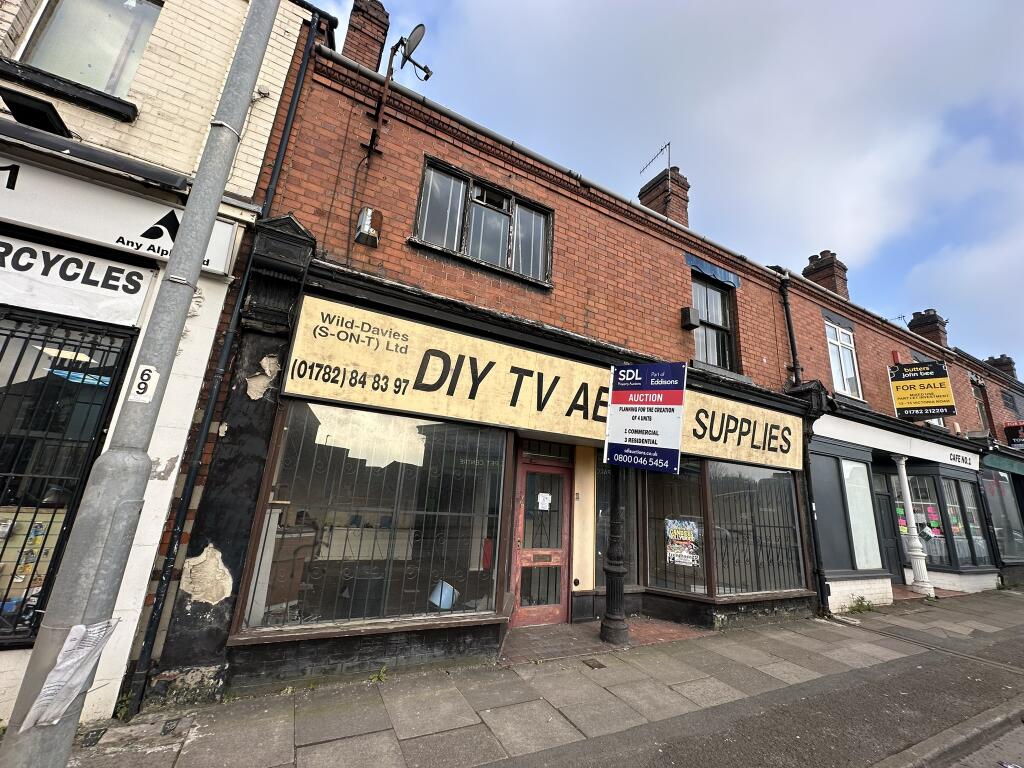 Block of apartments for sale in 17-19 Victoria Road, Stoke-On-Trent, Staffordshire ST4 2HE, ST4