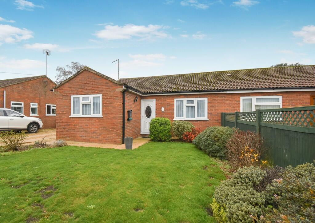 2 bedroom semi-detached bungalow for sale in Hilda Clarke Close ...