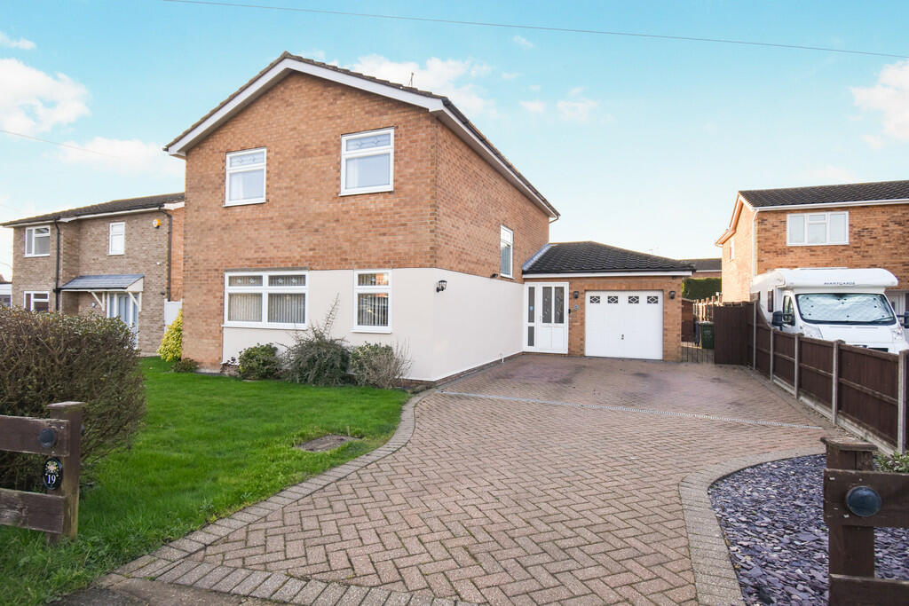 4 bedroom detached house for sale in Hollidays Road, Bluntisham, PE28