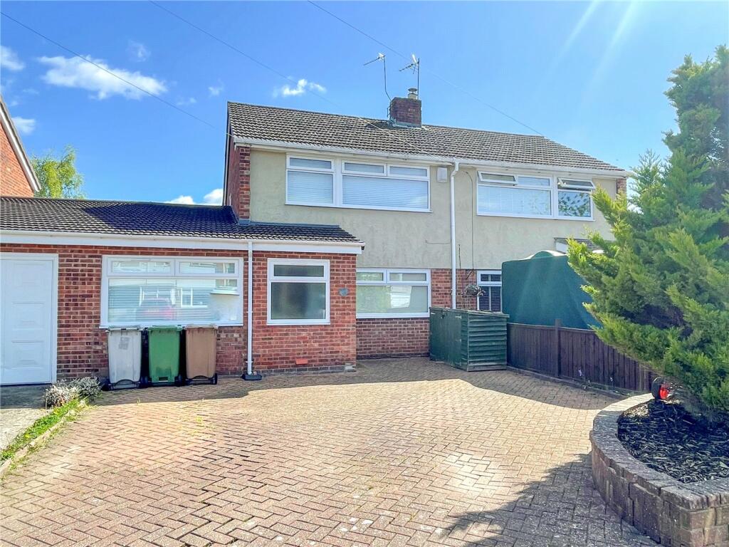 3 bedroom semidetached house for sale in Chesterfield Road, Eastham