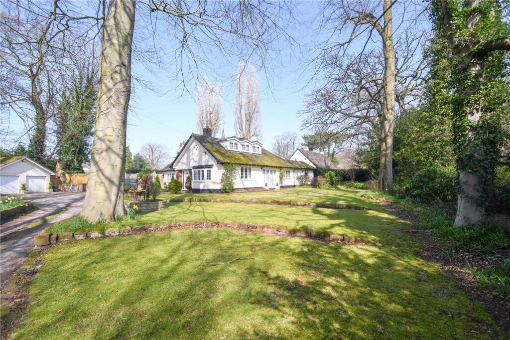 5 bedroom detached house for sale in Eastham Village Road, Eastham