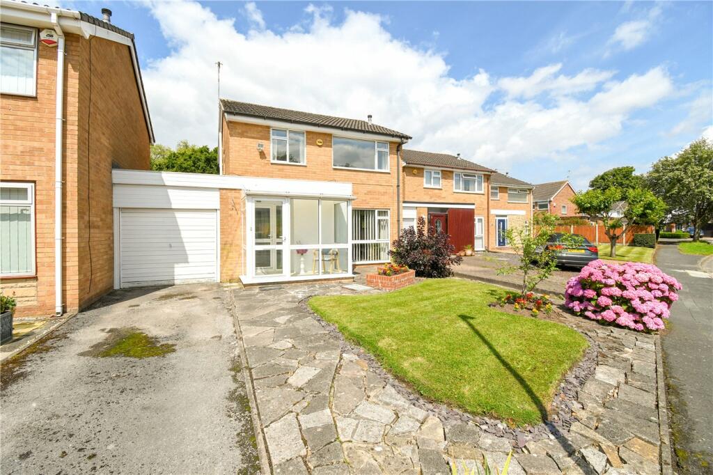 3 bedroom detached house for sale in Mulveton Road, Spital, Wirral, CH63
