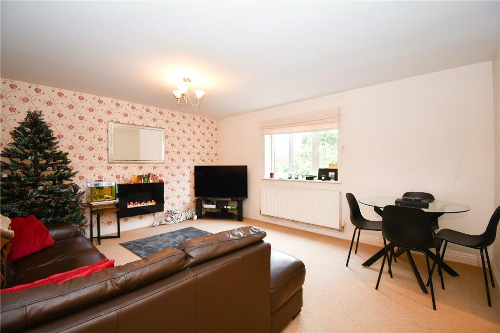 Additional property image - Bromborough Road, Bebington, Wirral