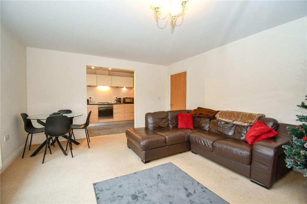 Additional property image - Bromborough Road, Bebington, Wirral