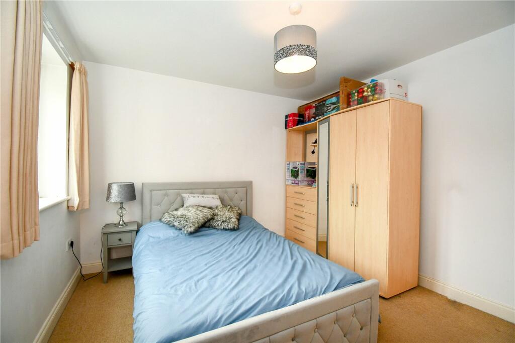 Additional property image - Bromborough Road, Bebington, Wirral