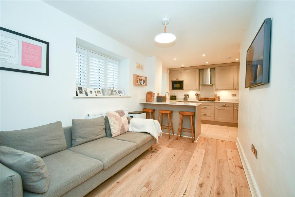 Additional property image - Jane Grove, Storeton, Wirral