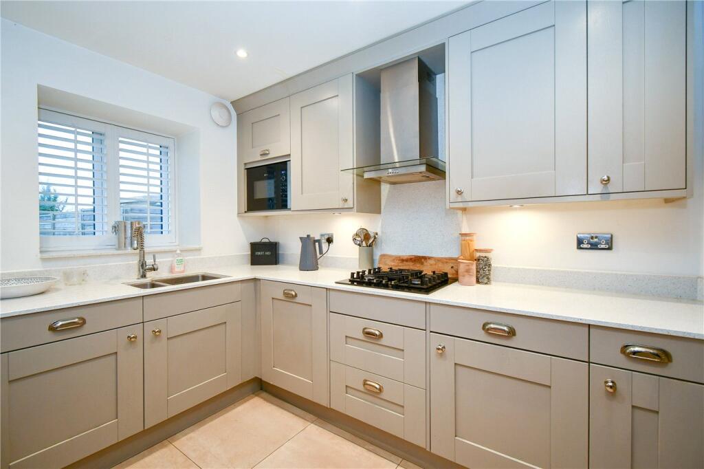 Additional property image - Jane Grove, Storeton, Wirral