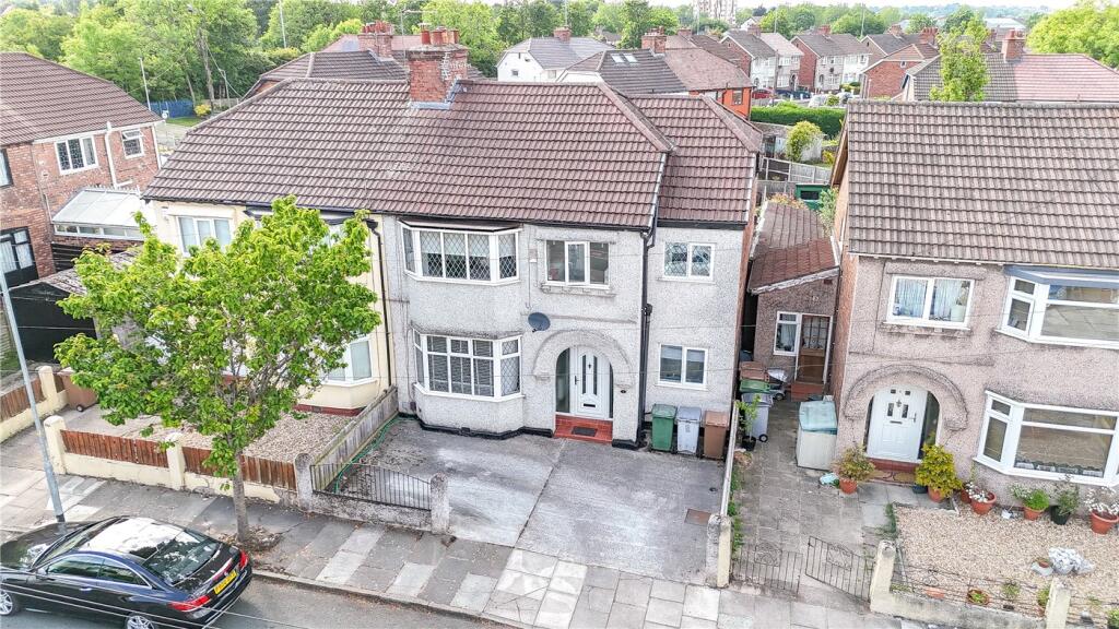 4 bedroom semi-detached house
