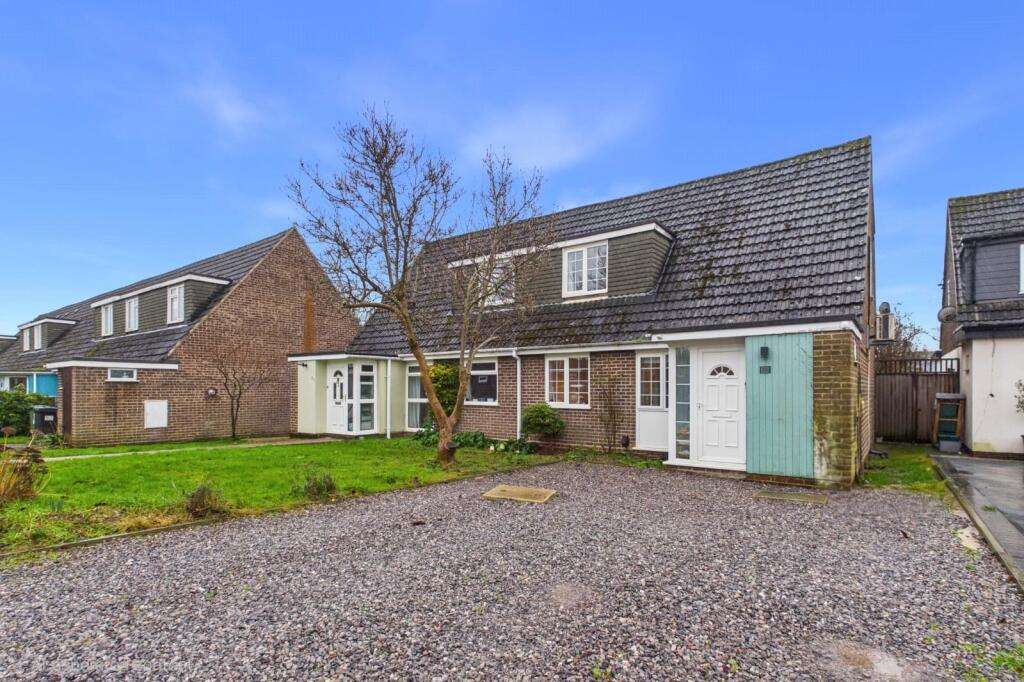 Main image of property: Browning Close, Thatcham, Berkshire, RG18