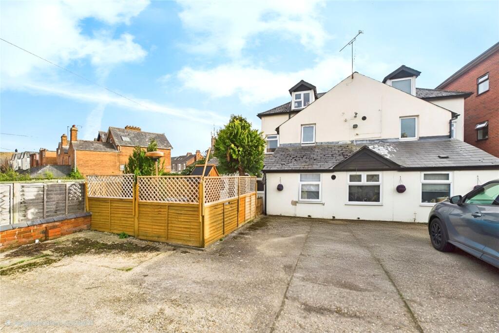 Main image of property: Craven Road, Newbury, Berkshire, RG14