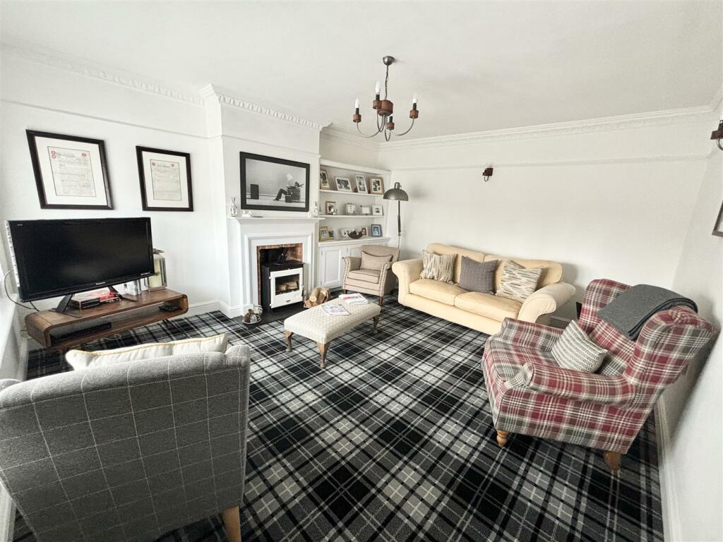 Additional property image - Vauxhall Drive, Braintree