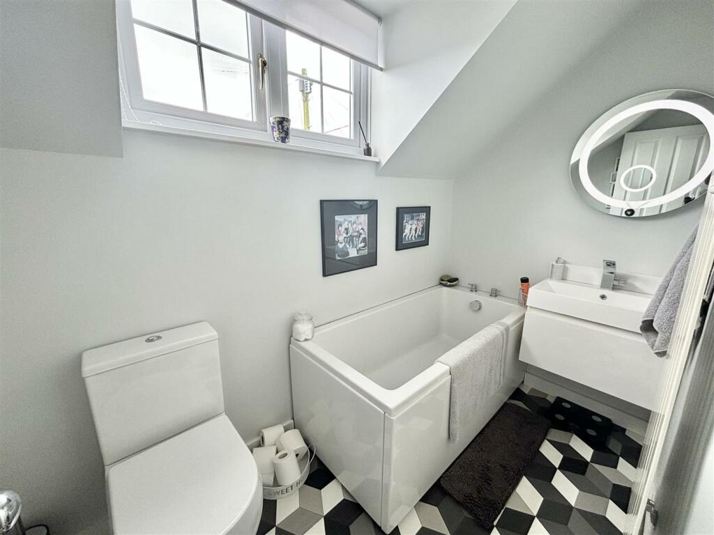 Additional property image - Vauxhall Drive, Braintree