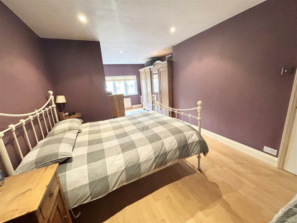 Additional property image - Vauxhall Drive, Braintree
