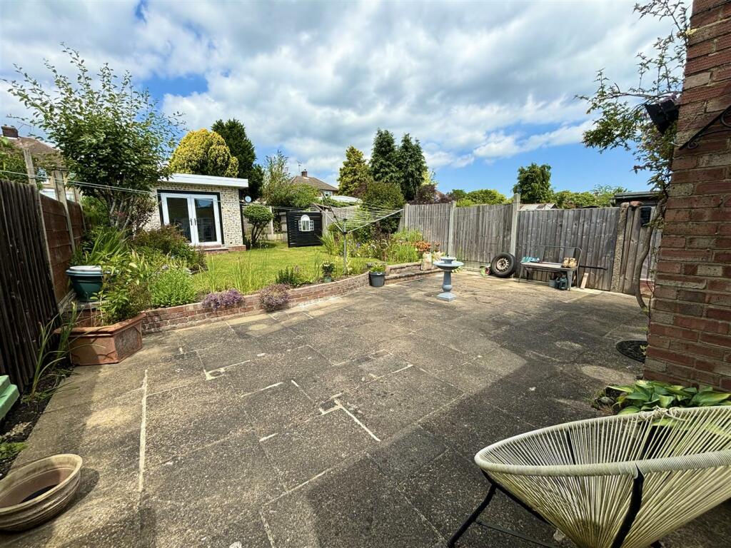 Additional property image - Vauxhall Drive, Braintree