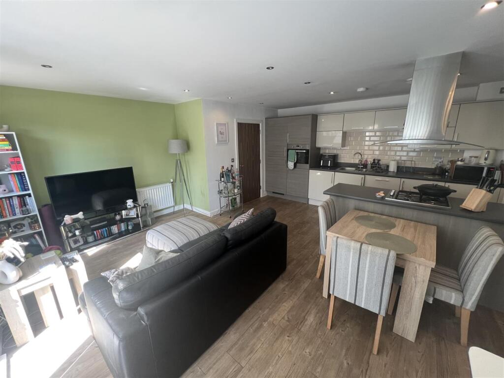 Additional property image - Dunn Side, Chelmsford