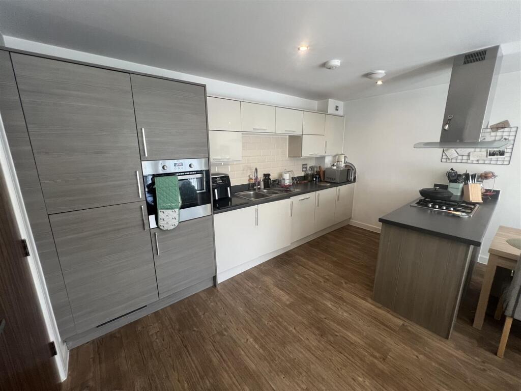 Additional property image - Dunn Side, Chelmsford
