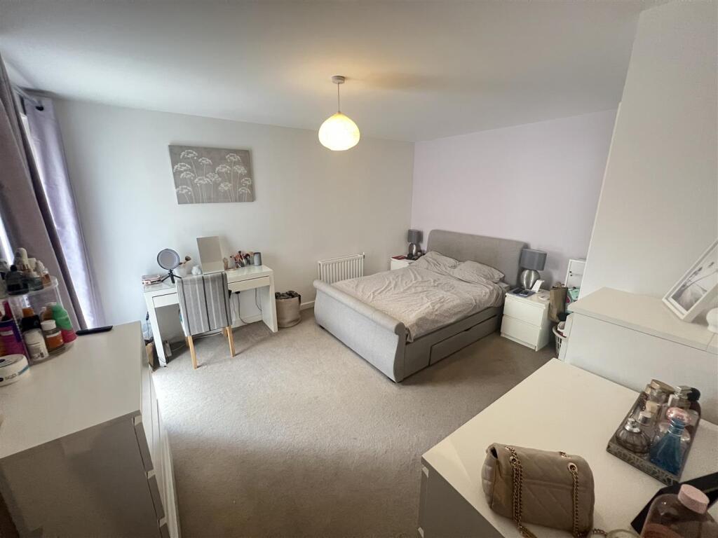 Additional property image - Dunn Side, Chelmsford