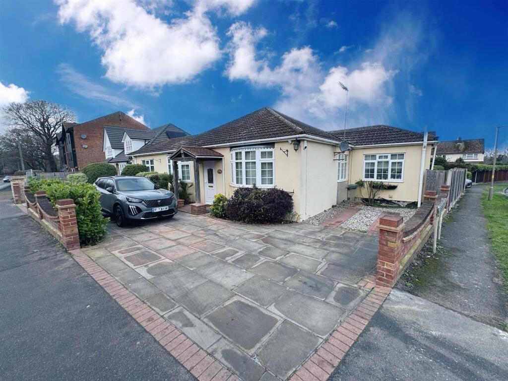 Main image of property: Ongar Road, Pilgrims Hatch, Brentwood