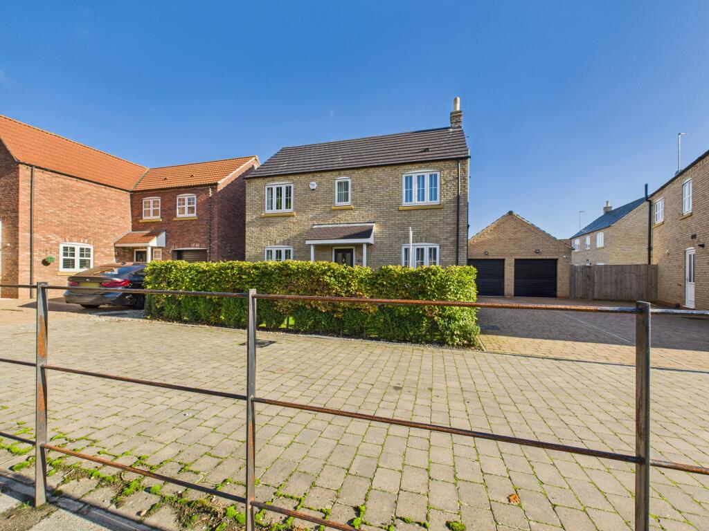 Main image of property: Rosner Drive, Hessle, HU13 0GS