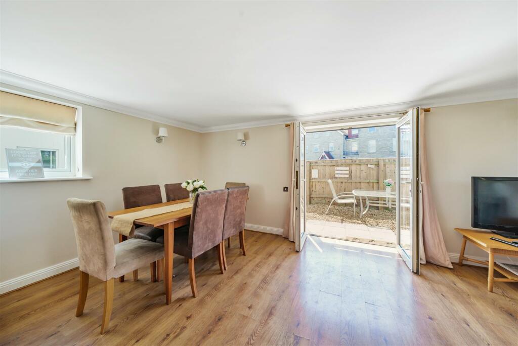 Additional property image - Victoria Avenue, Swanage