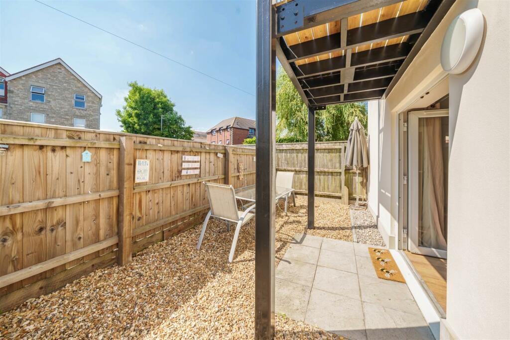 Additional property image - Victoria Avenue, Swanage