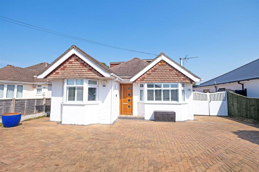 4 bedroom bungalow for sale in Seacroft Avenue, Barton on Sea, New Milton, BH25