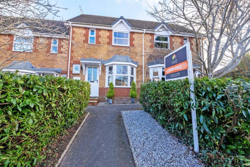 2 bedroom terraced house for sale in Edwina Drive, Broadstone, Poole, BH17